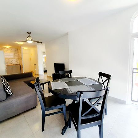 Best House Paola Торевиеха Екстериор снимка