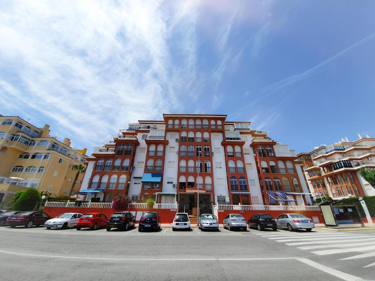 Best House Paola Торевиеха Екстериор снимка